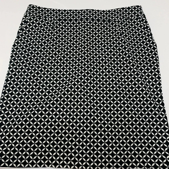 Black Geometric Skirt 14  Black White Pockets Knee Length Classic Career Office - Picture 5 of 10
